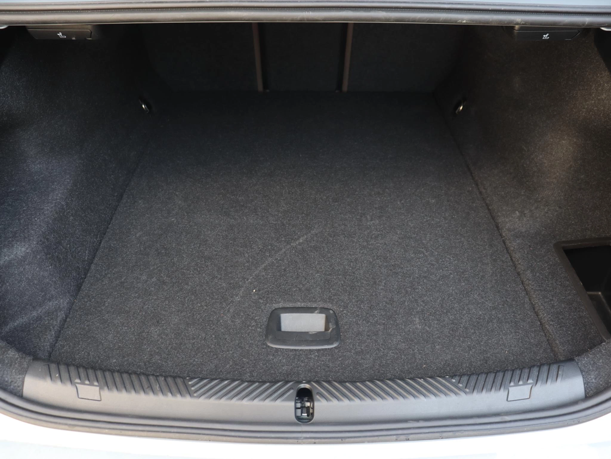 Hoofdafbeelding BMW i5