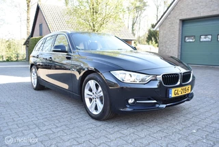 BMW 3-serie Touring 318d  Sport Edition Aut