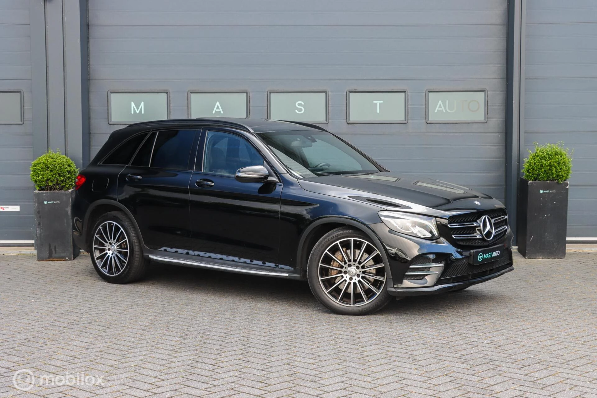 Hoofdafbeelding Mercedes-Benz GLC