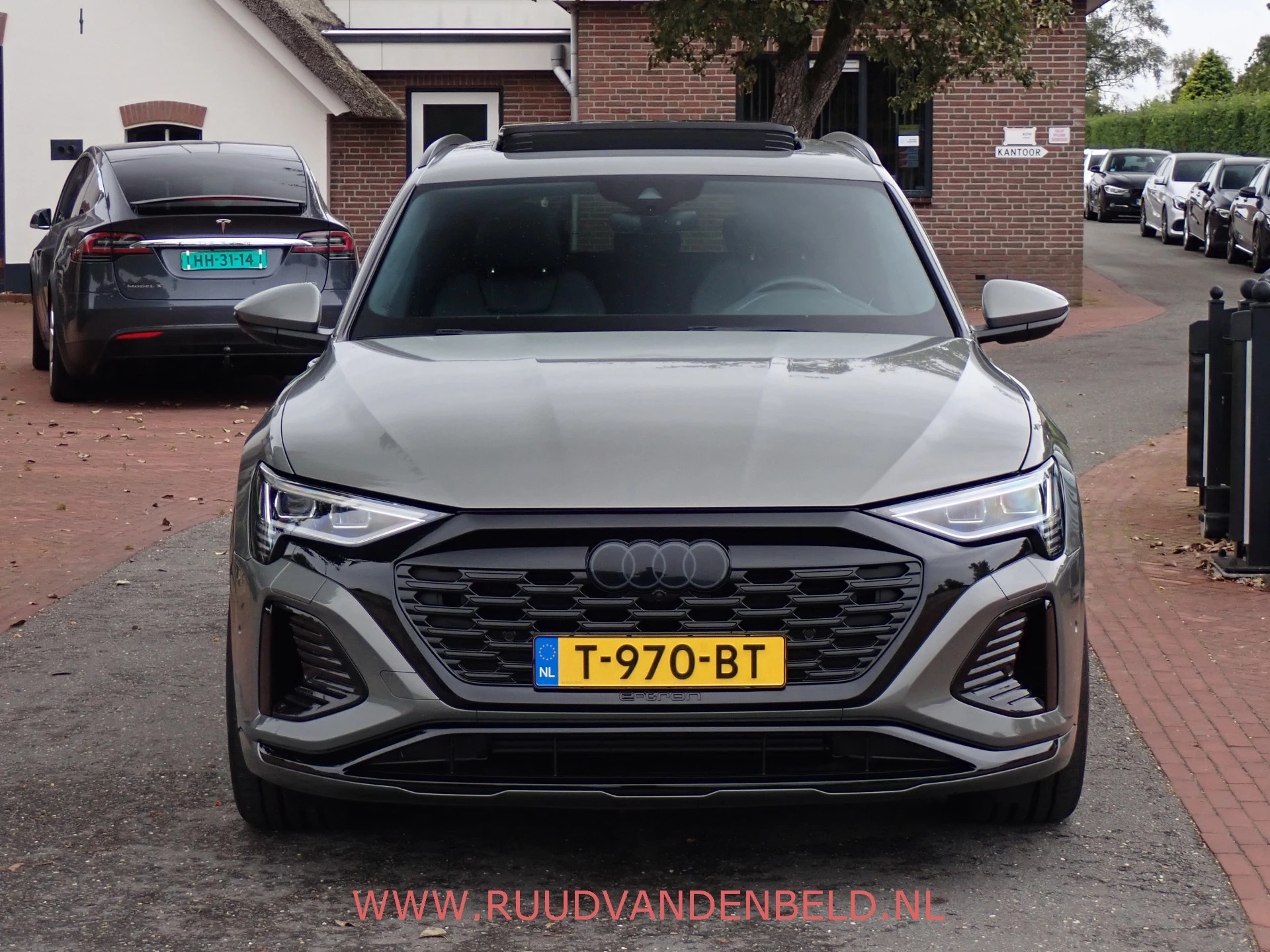 Hoofdafbeelding Audi Q8 e-tron