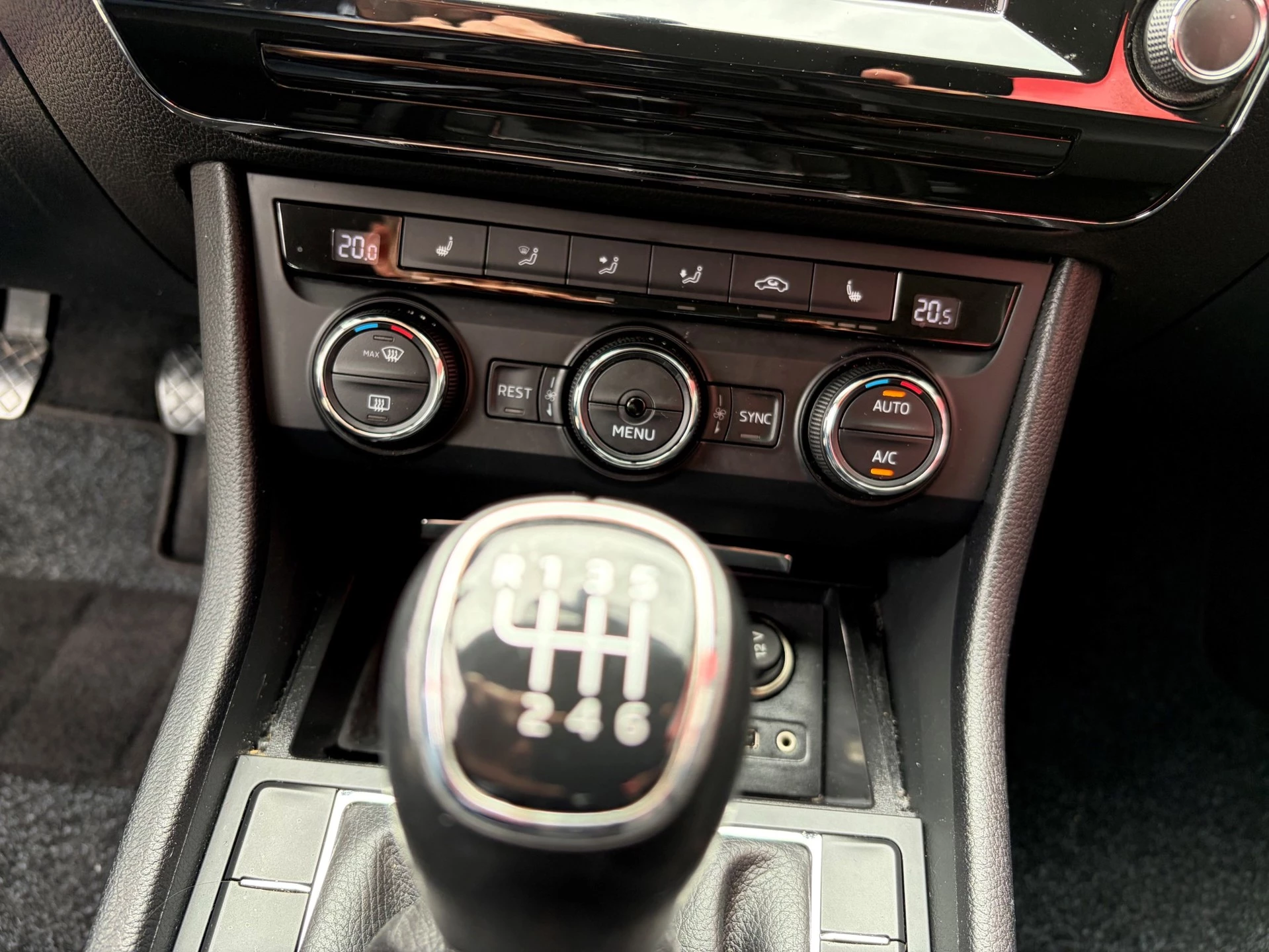 Hoofdafbeelding Škoda Superb