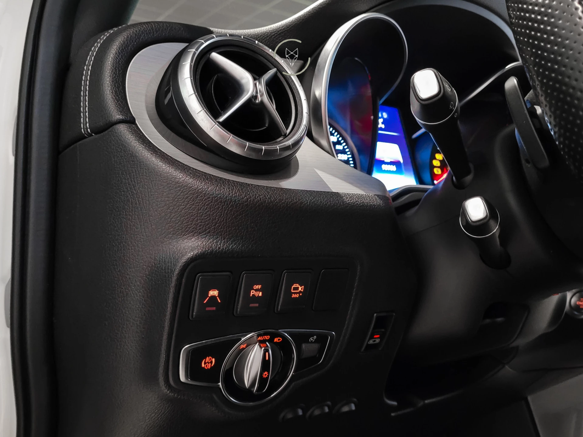 Hoofdafbeelding Mercedes-Benz X-Klasse