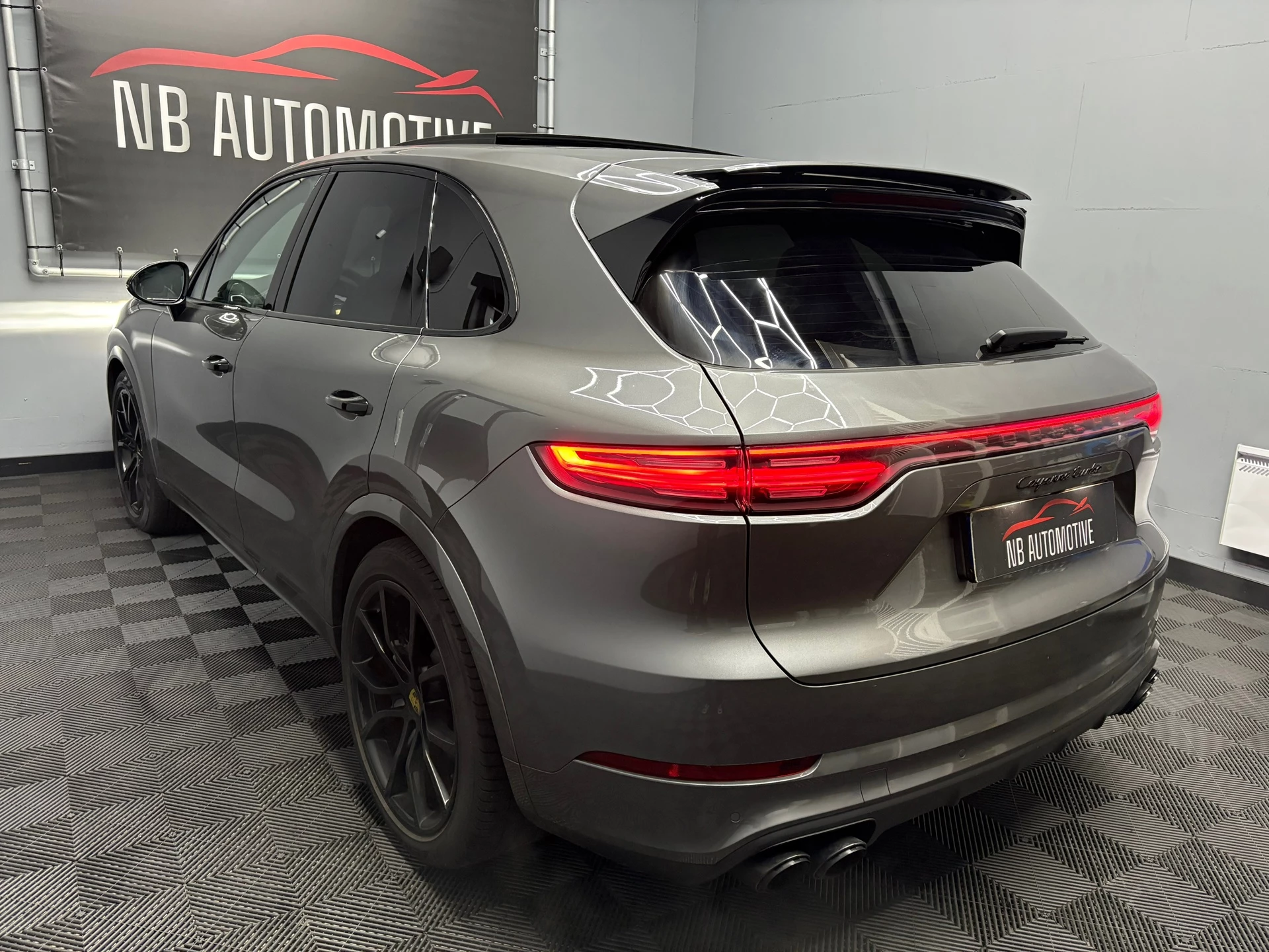 Hoofdafbeelding Porsche Cayenne
