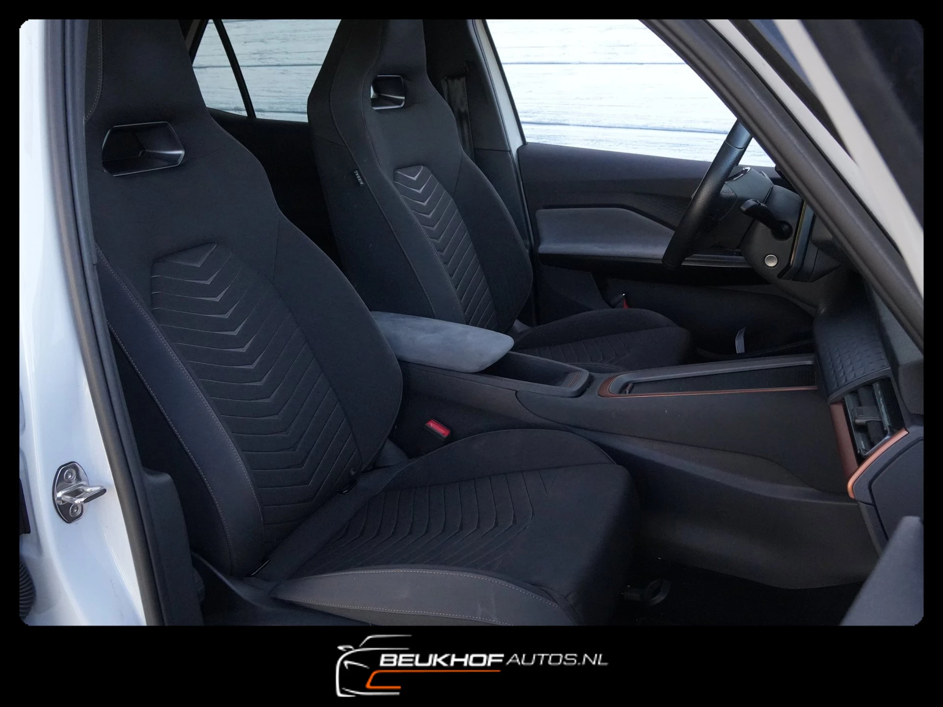 Hoofdafbeelding CUPRA Born