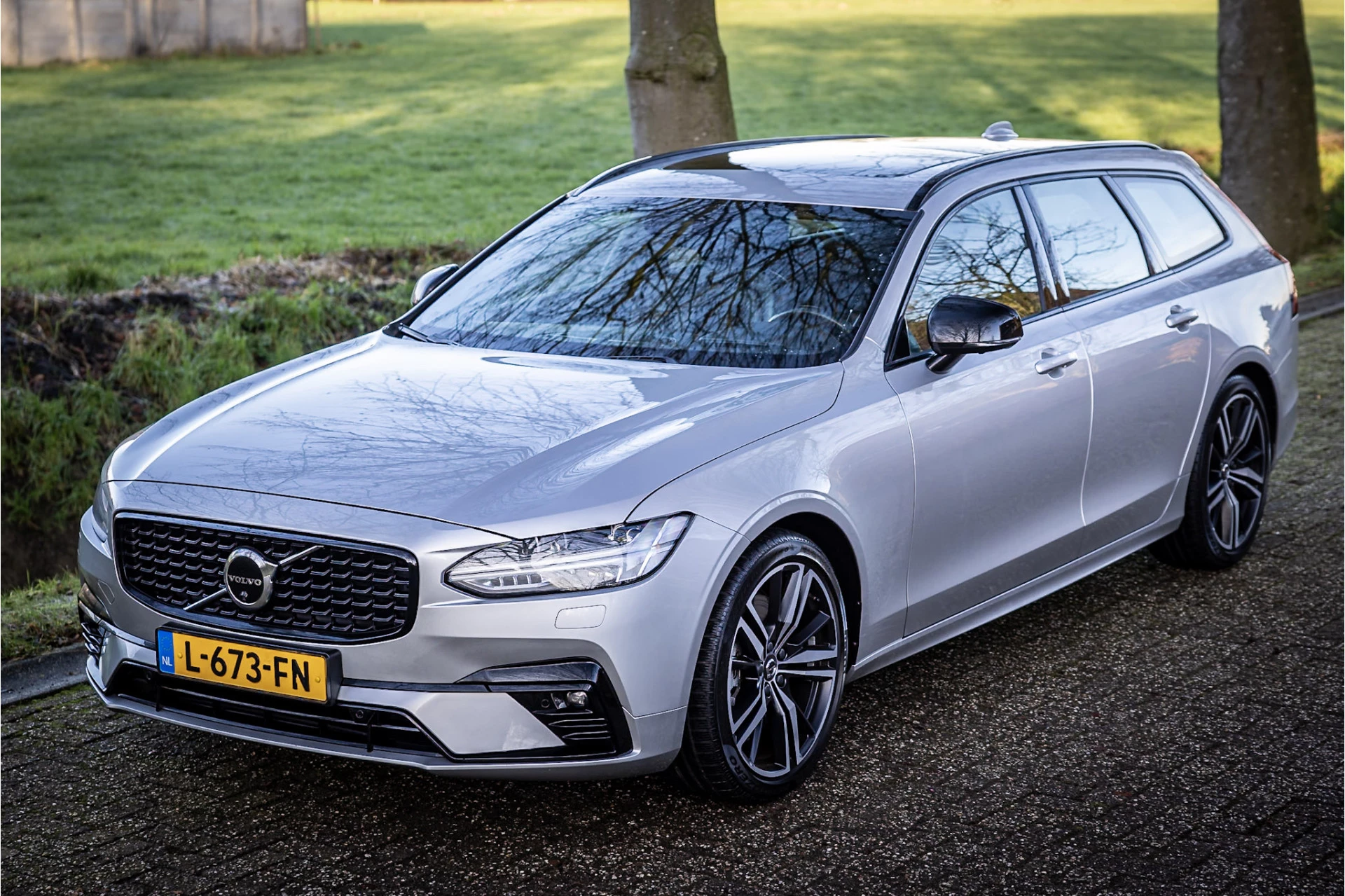 Hoofdafbeelding Volvo V90