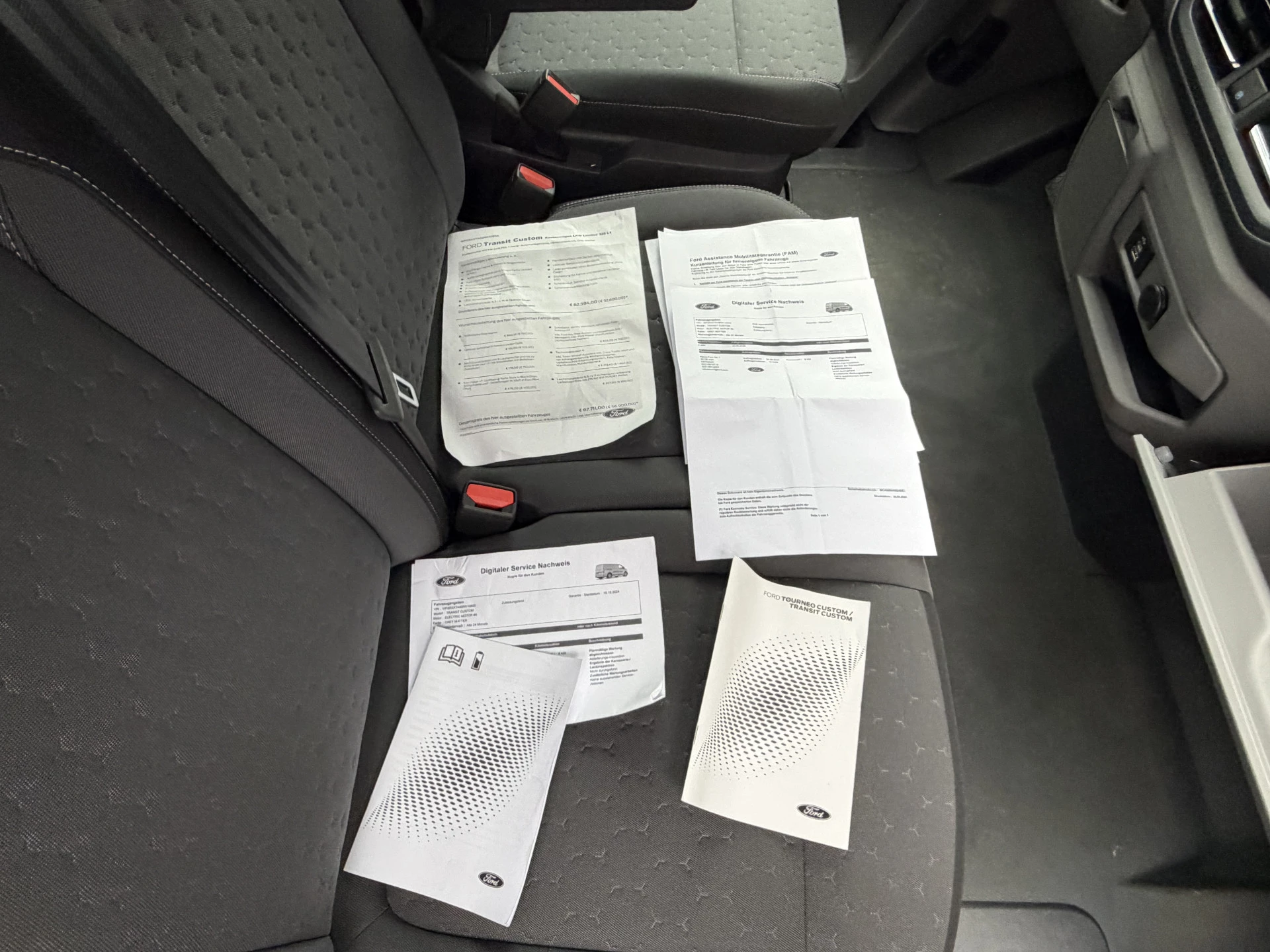 Hoofdafbeelding Ford E-Transit