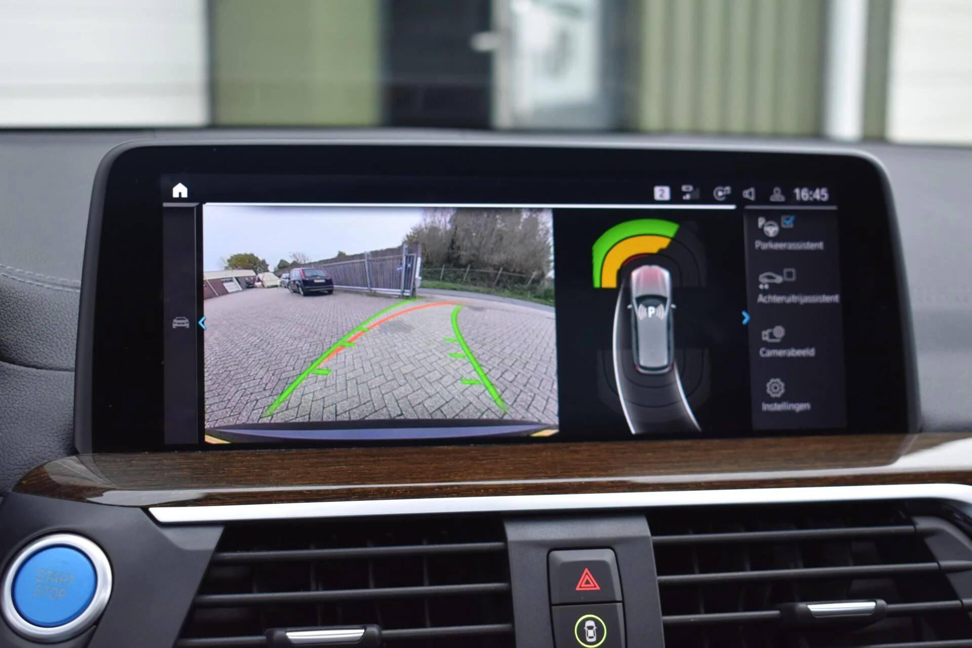 Hoofdafbeelding BMW iX3