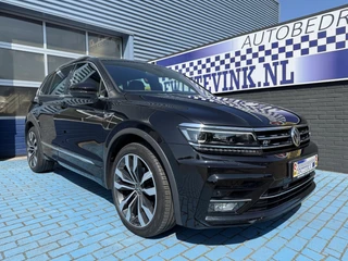 Hoofdafbeelding Volkswagen Tiguan Volkswagen Tiguan 1.5 TSI R-LINE ADAP CRUISE STOELVERW. APPLE