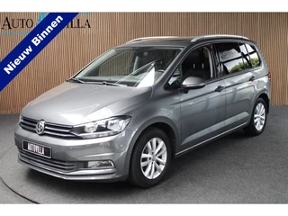 Hoofdafbeelding Volkswagen Touran Volkswagen Touran 1.2 TSI Leer Navi Panorama Massage Camera Elektr. bedienbare trekhaak Climate PDC Stoelverwarming LM velgen