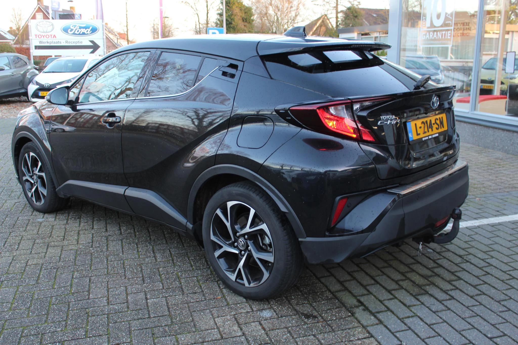Hoofdafbeelding Toyota C-HR