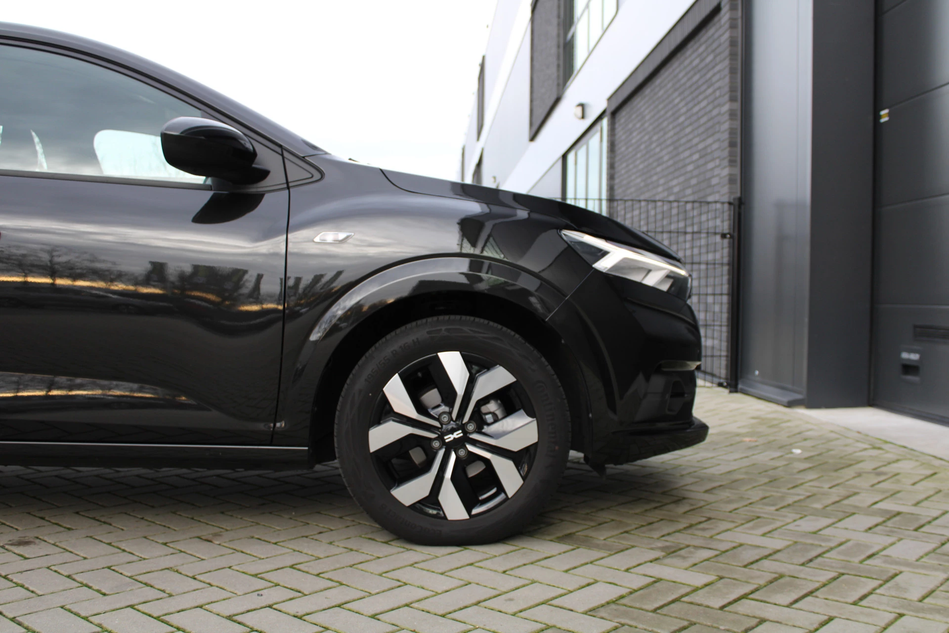 Hoofdafbeelding Dacia Sandero