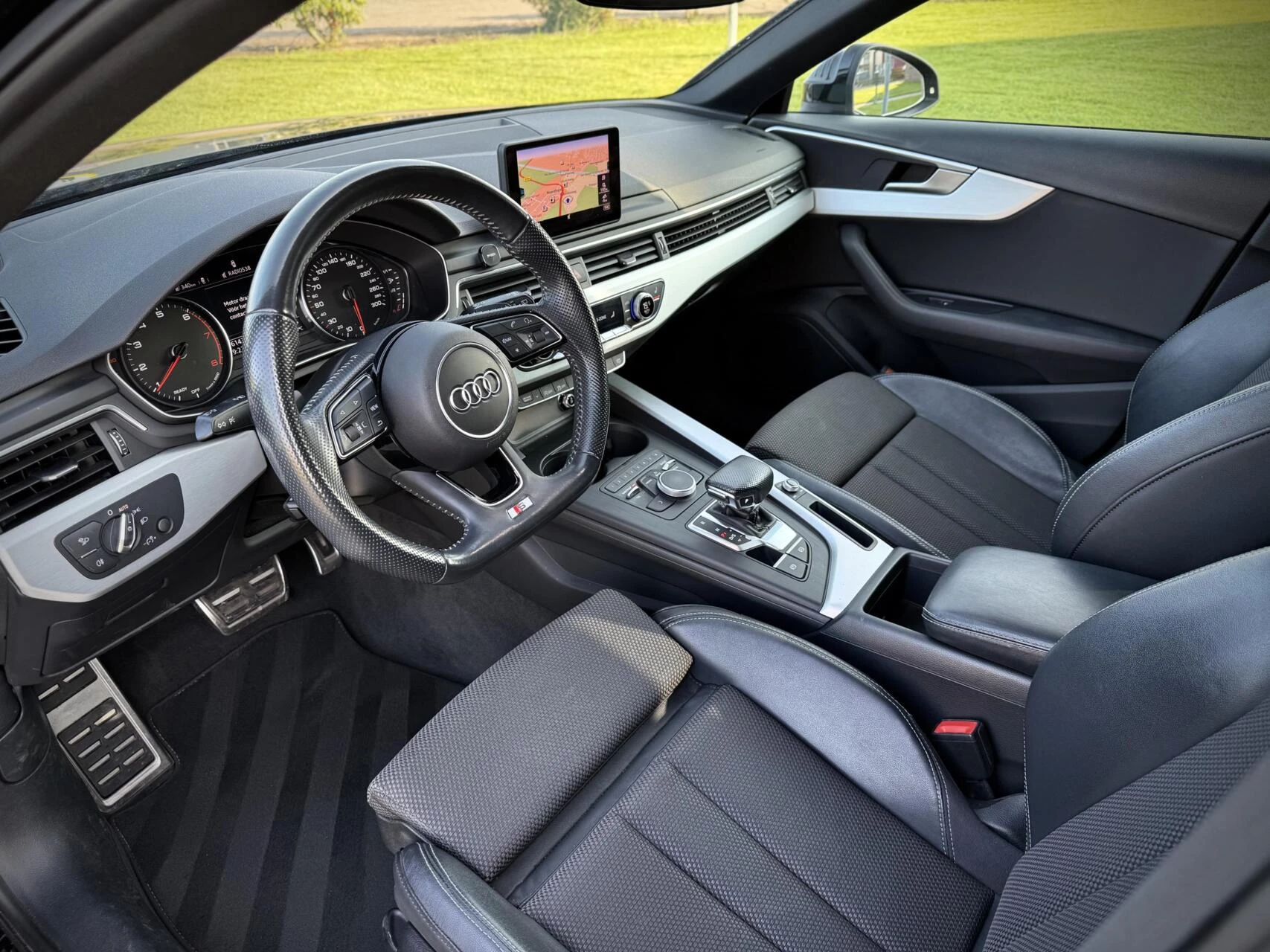 Hoofdafbeelding Audi A4