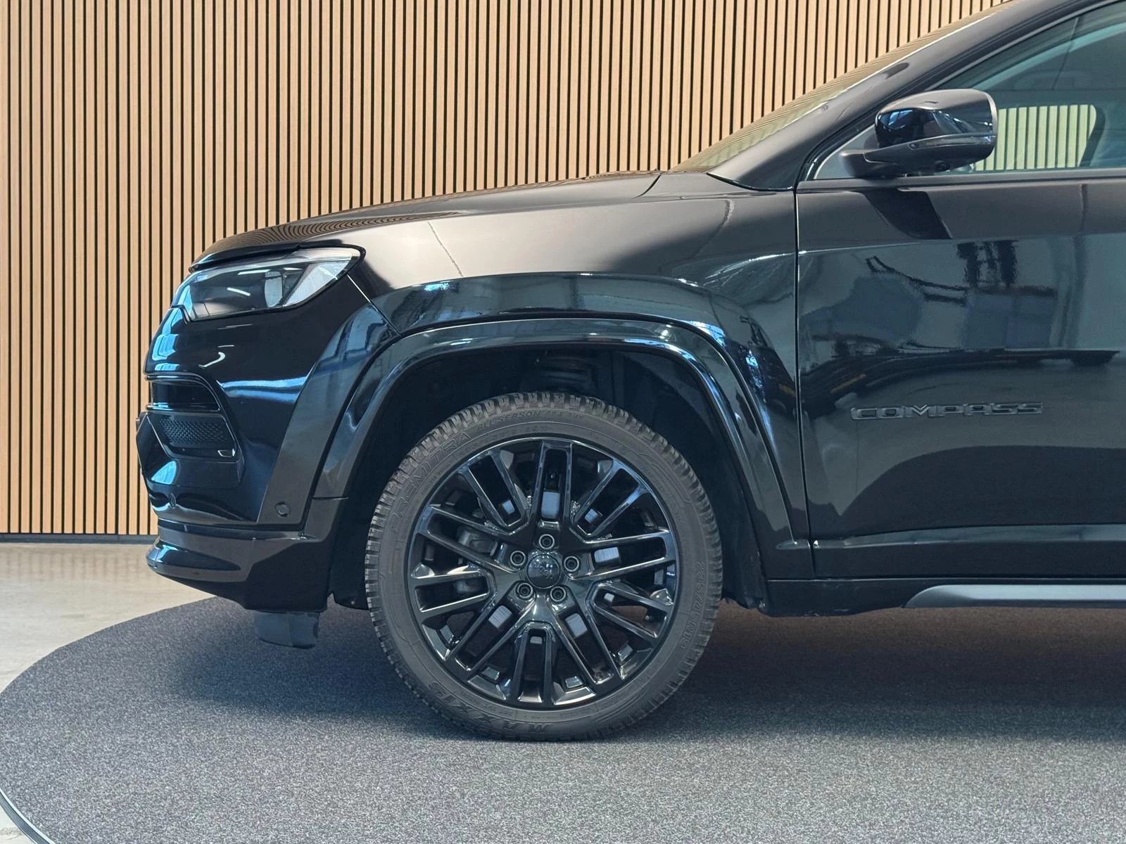 Hoofdafbeelding Jeep Compass