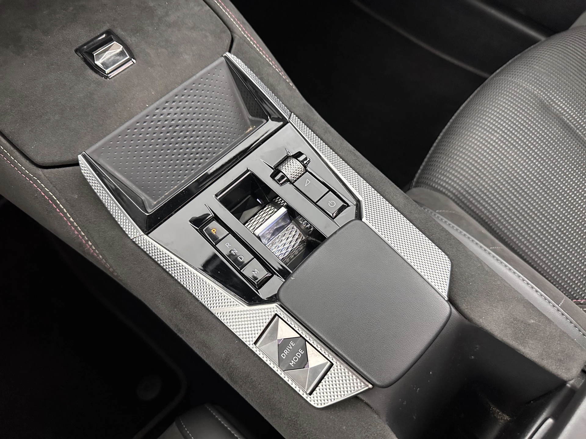 Hoofdafbeelding DS DS 4