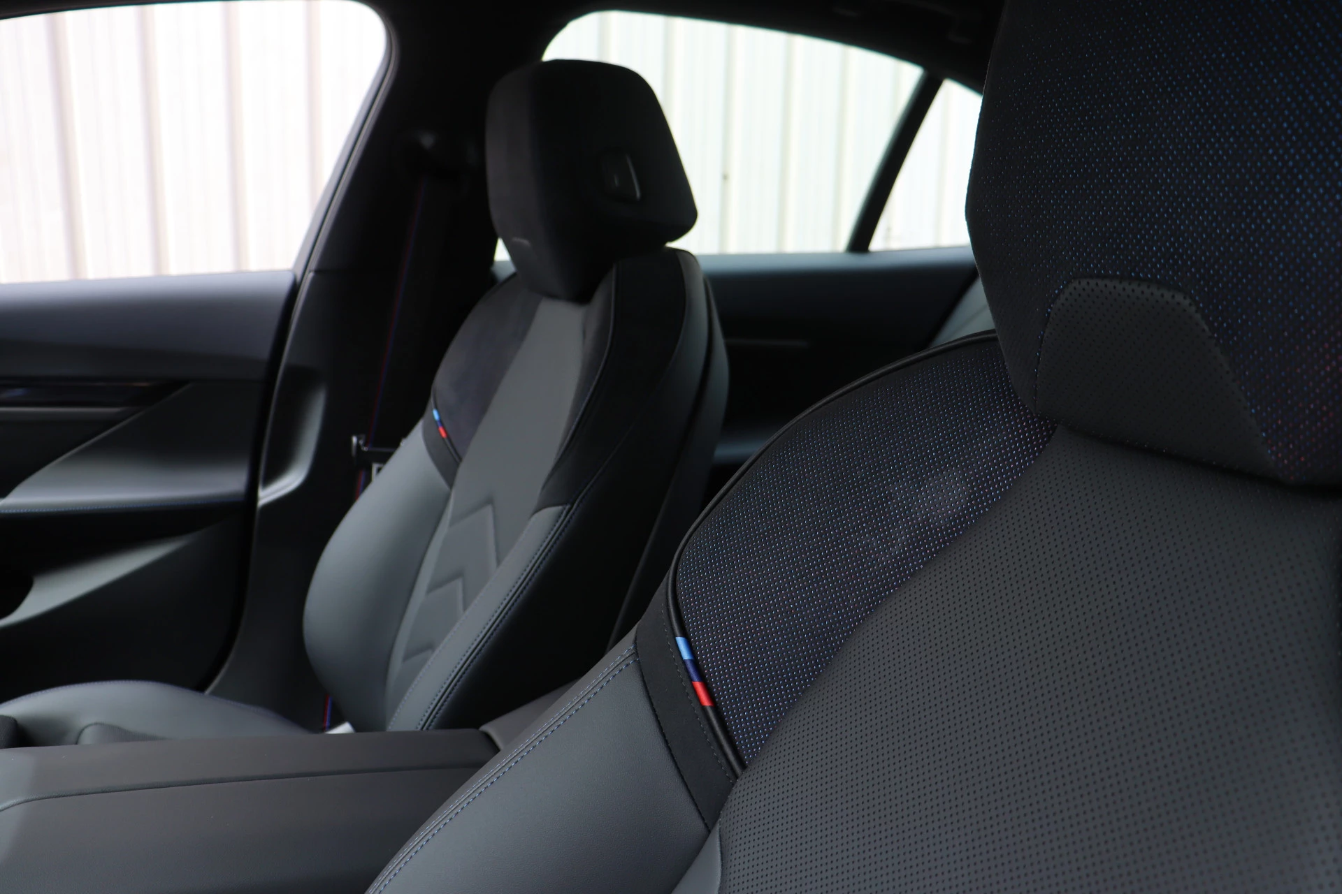 Hoofdafbeelding BMW i5