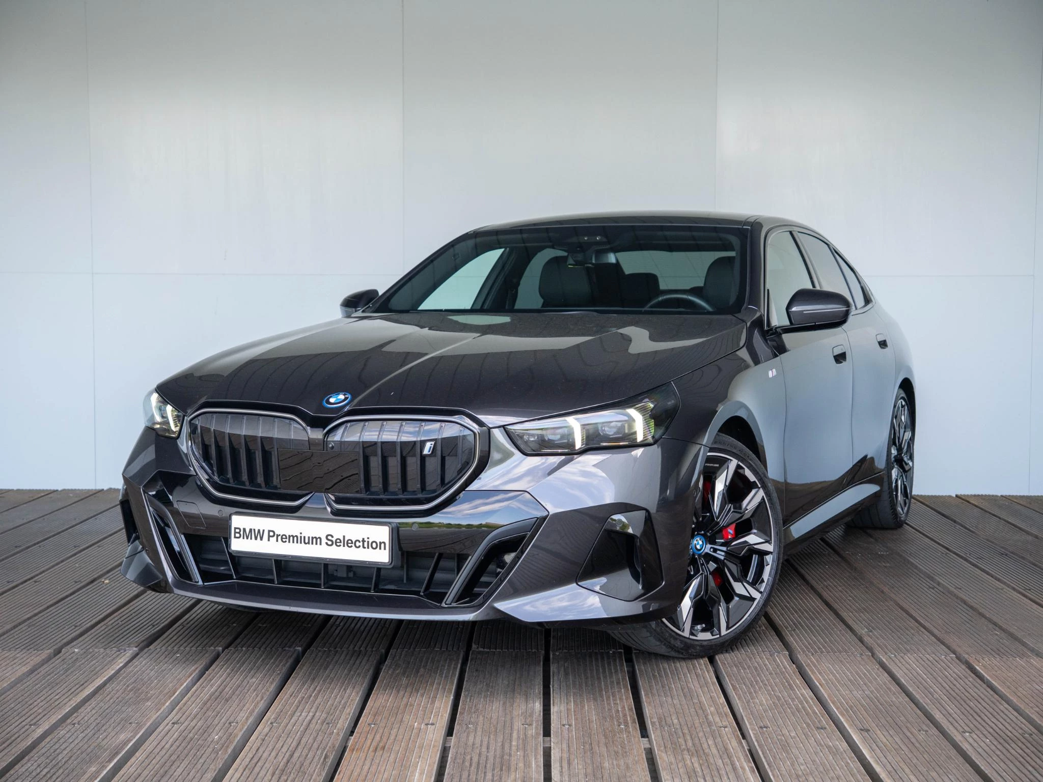 Hoofdafbeelding BMW i5