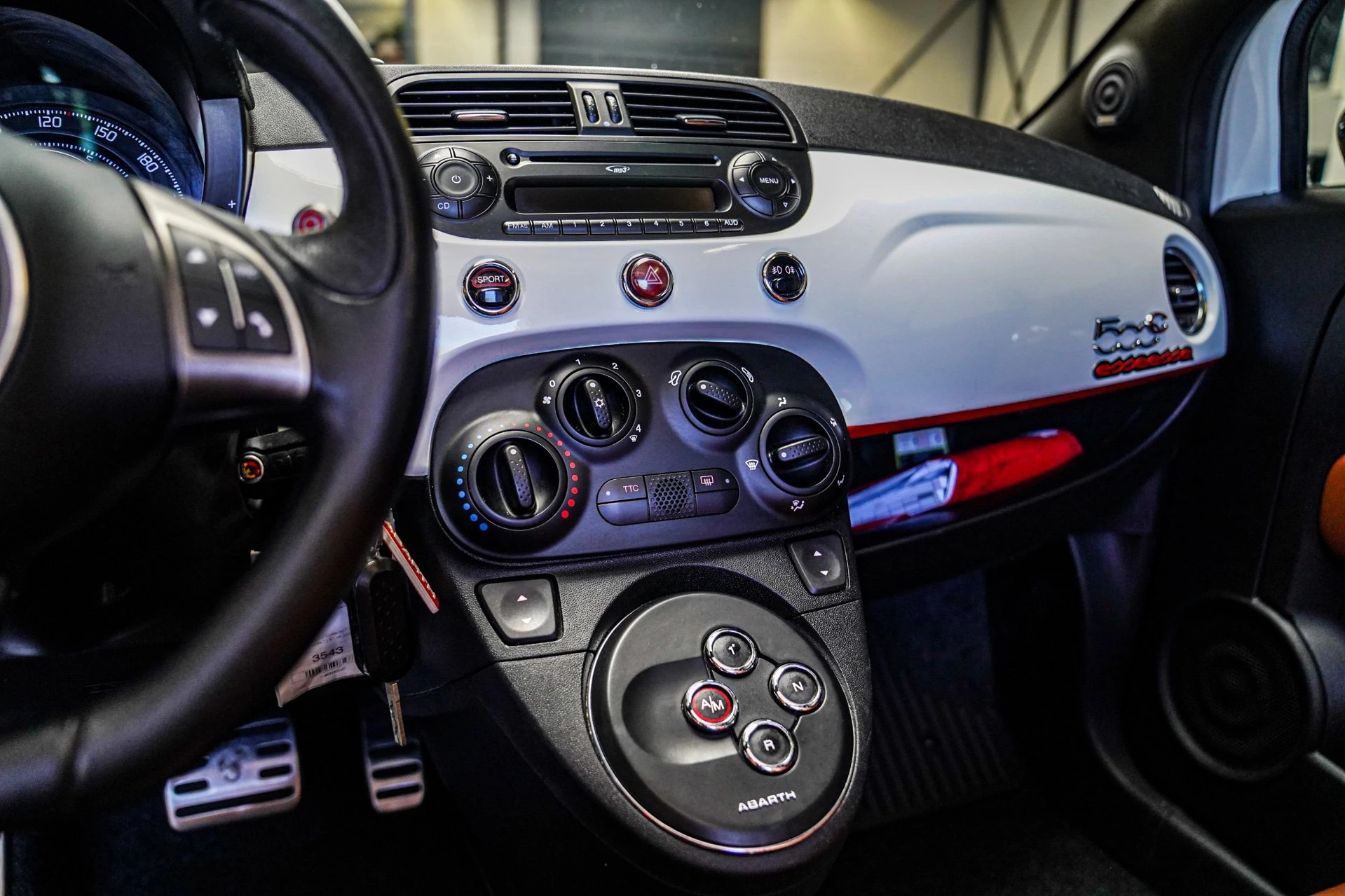 Hoofdafbeelding Fiat 500C