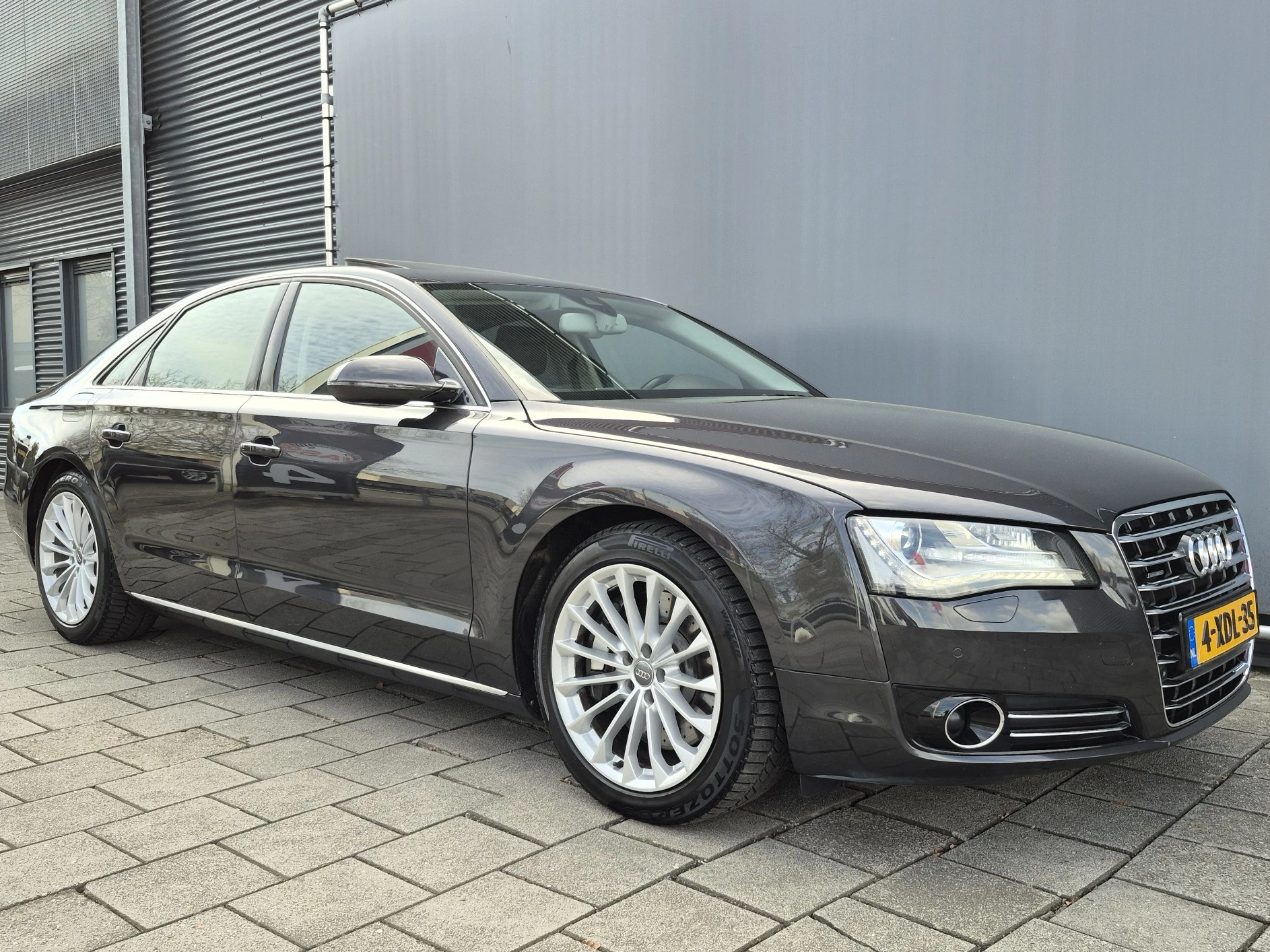 Hoofdafbeelding Audi A8