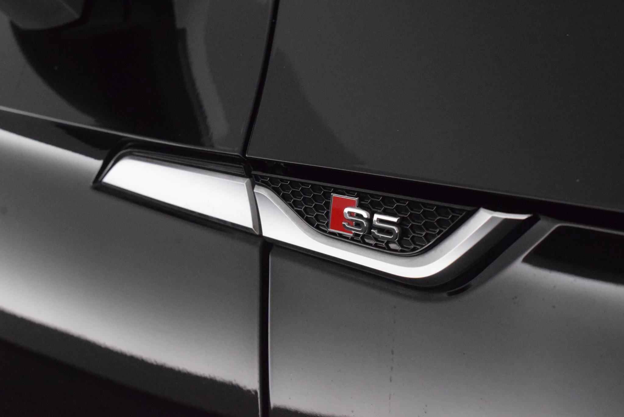 Hoofdafbeelding Audi S5