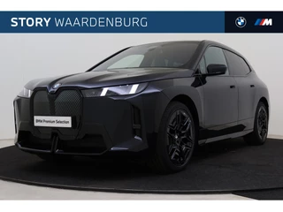 Hoofdafbeelding BMW iX BMW iX xDrive45 M Sport / Comfort Access / Adaptief onderstel / Adaptieve LED / Harman Kardon