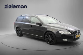 Volvo V70 2.0 D4 Summum Sport BlackLine - Trekhaak, Leer, Xenon, Stoelverw.