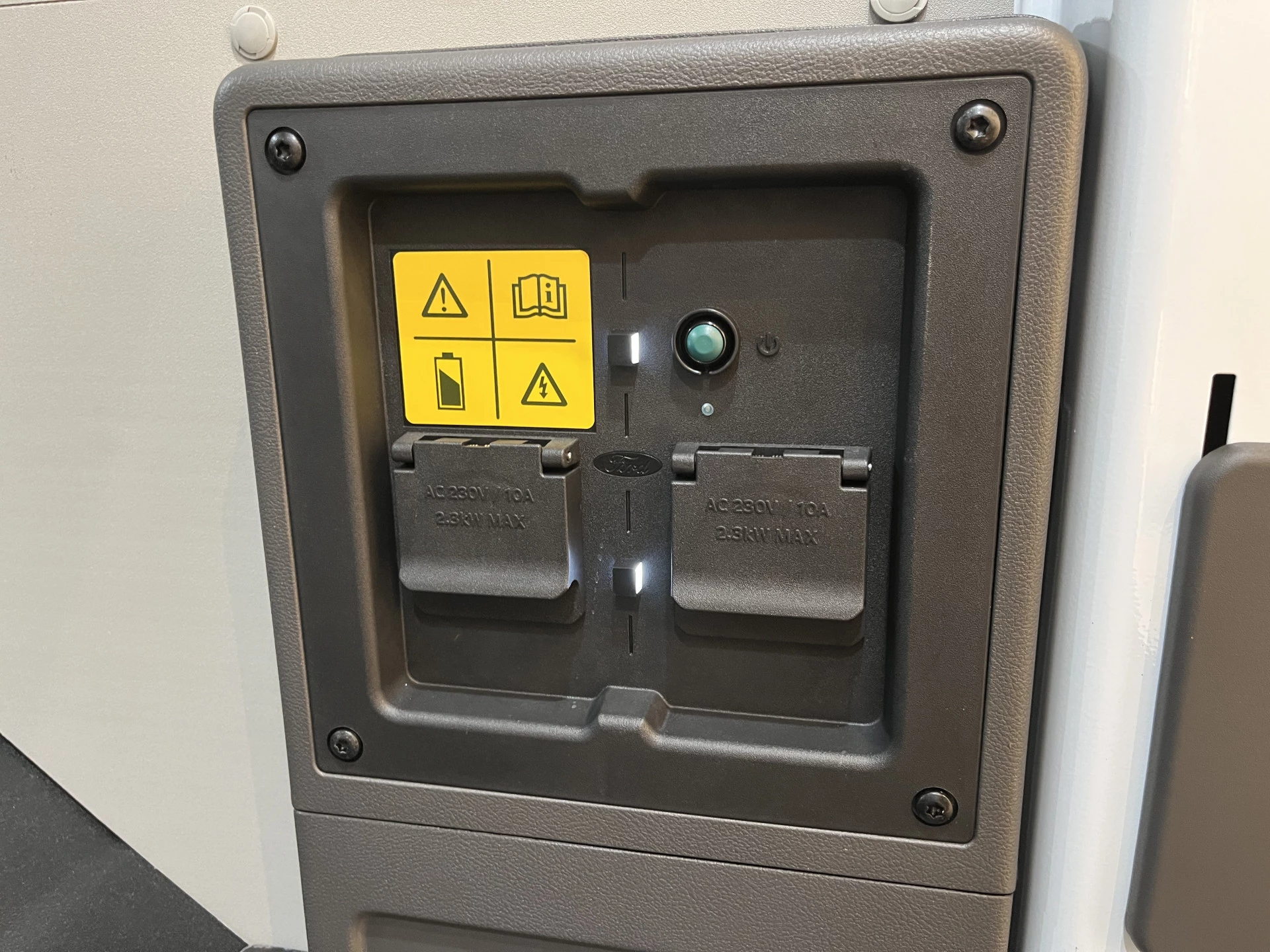 Hoofdafbeelding Ford E-Transit