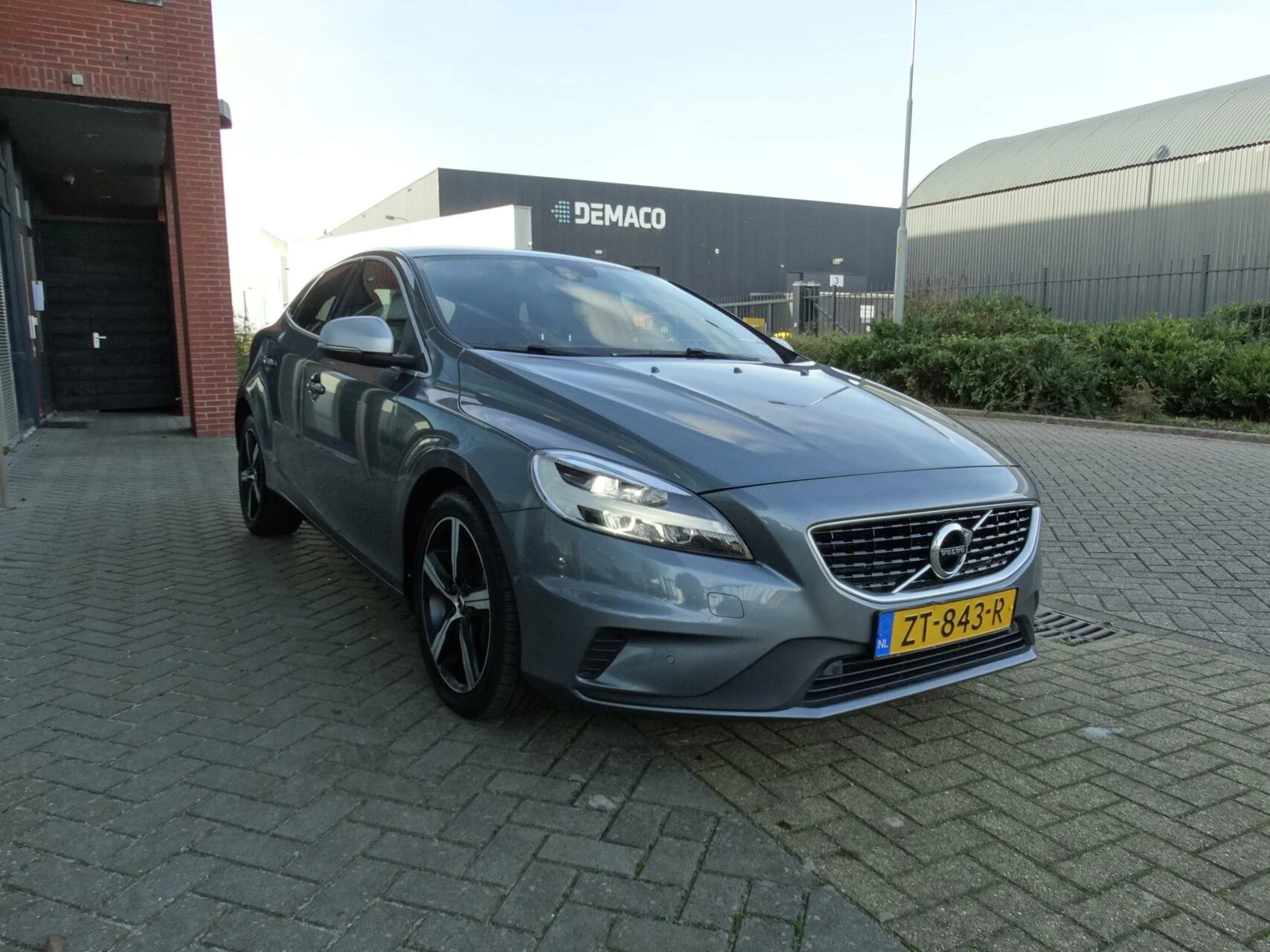 Hoofdafbeelding Volvo V40