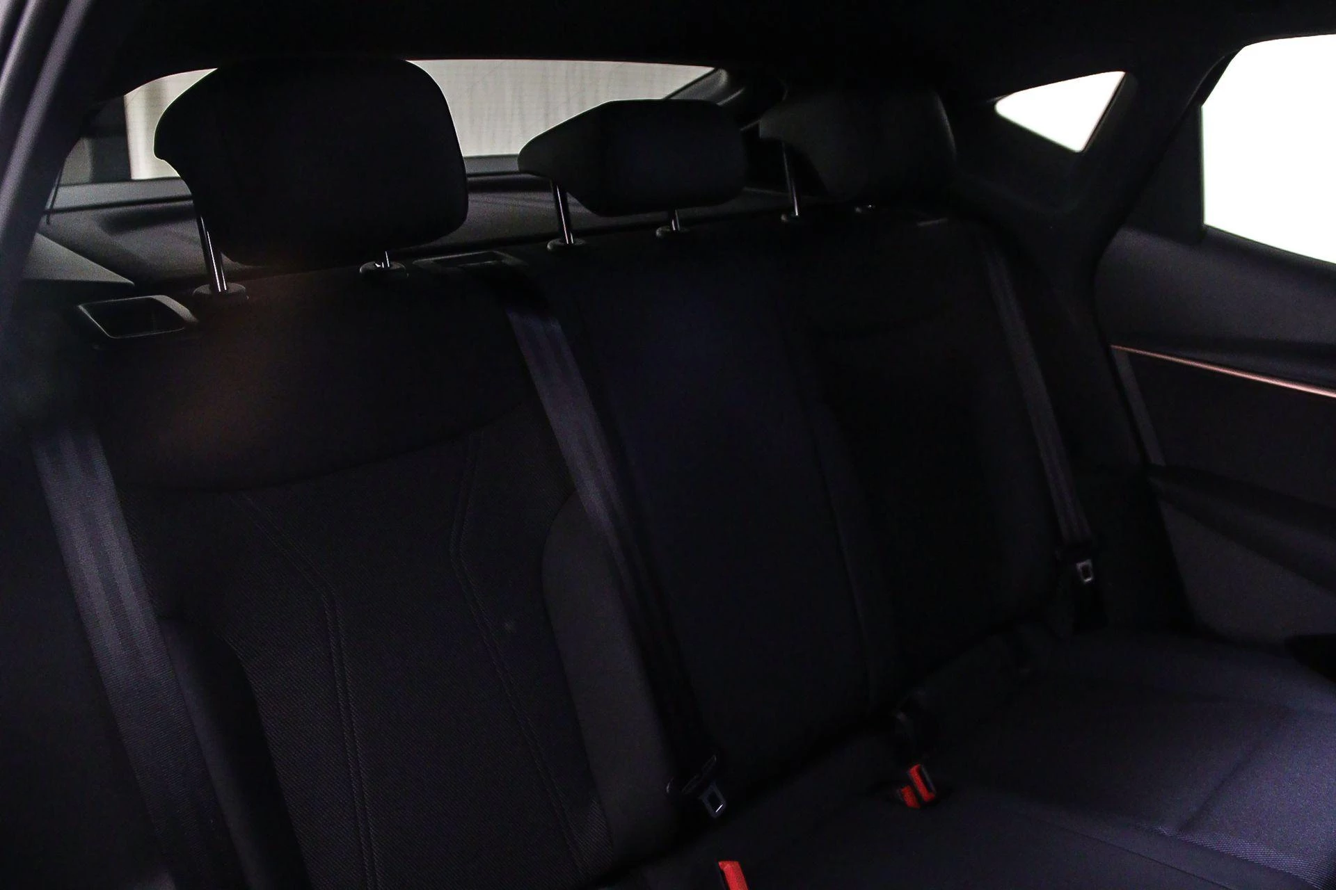 Hoofdafbeelding CUPRA Tavascan