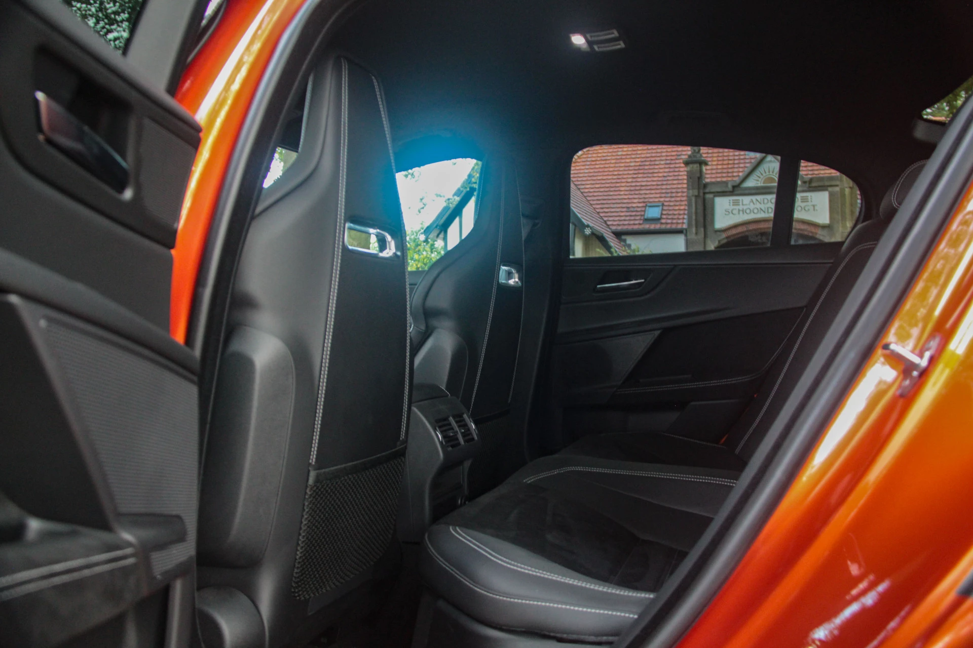 Hoofdafbeelding Jaguar XE