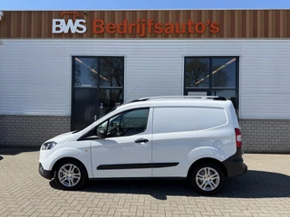 Hoofdafbeelding Ford Transit Courier Ford Transit Courier 1.5 TDCI Trend / euro 6 / bpm vrij / vaste prijs rijklaar € 9.950 marge / vrij van btw / pdc voor en achter / airco / cruise / schuifdeur / lichtmetalen velgen