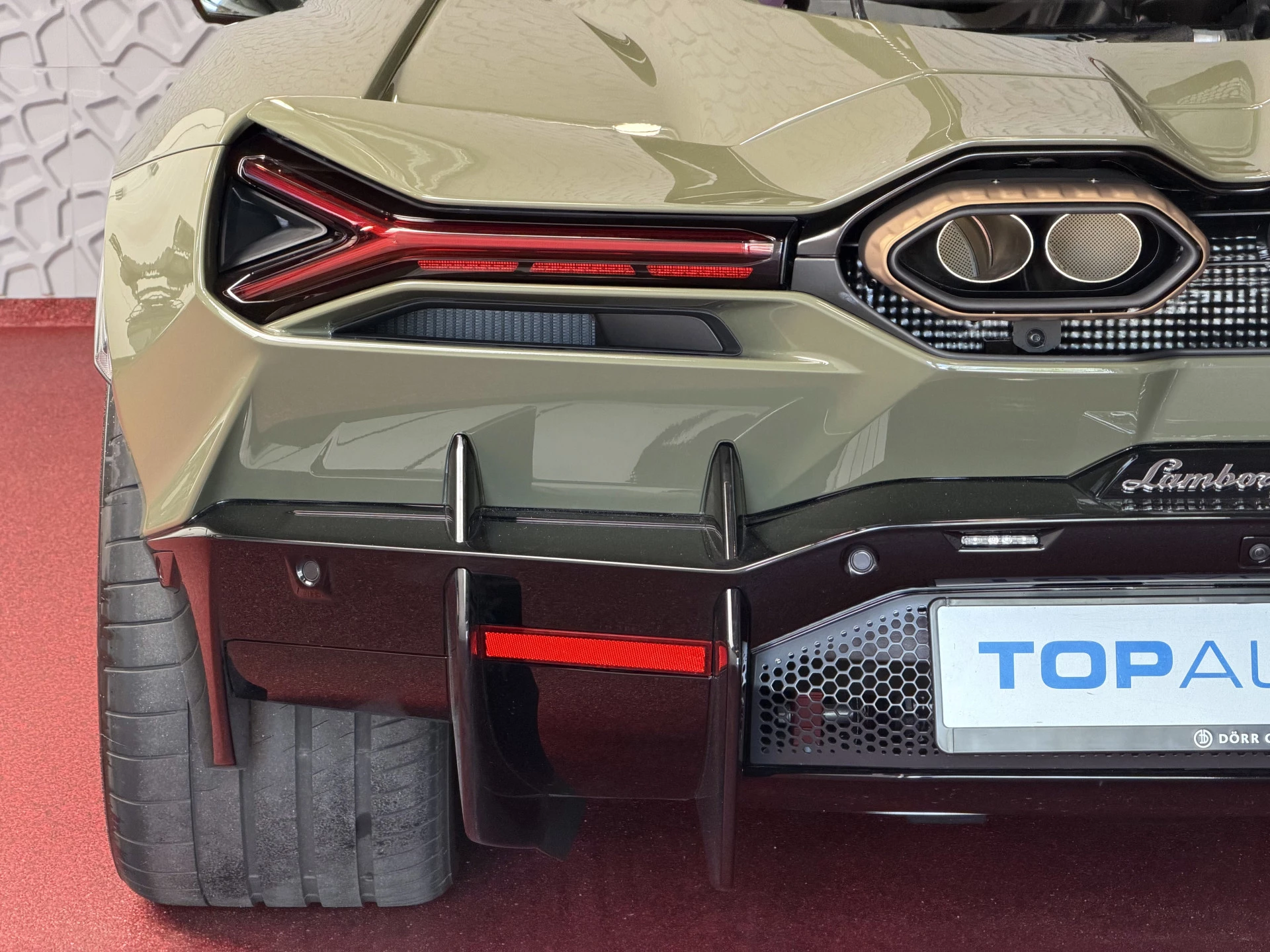 Hoofdafbeelding Lamborghini Revuelto