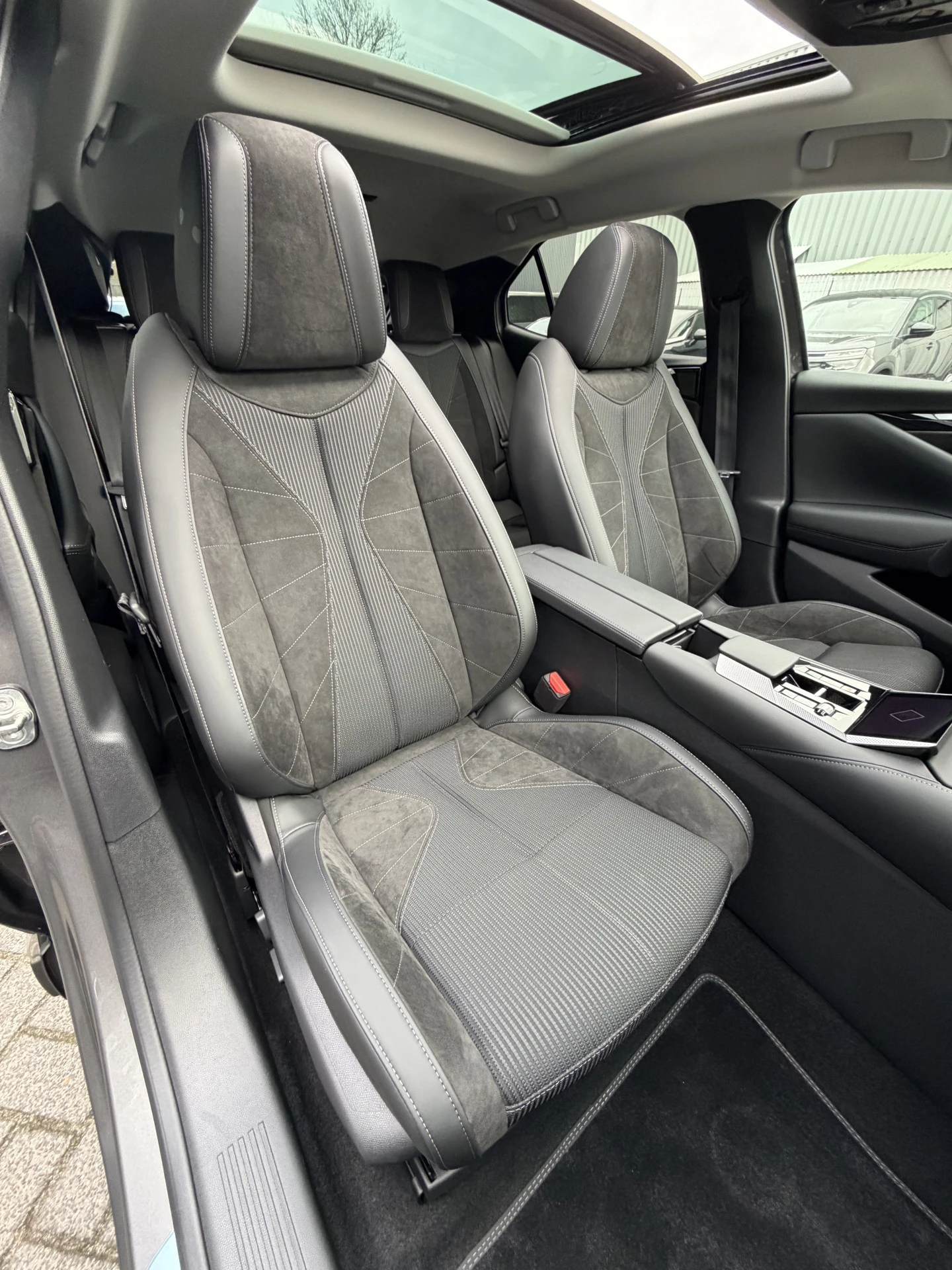 Hoofdafbeelding DS DS 4