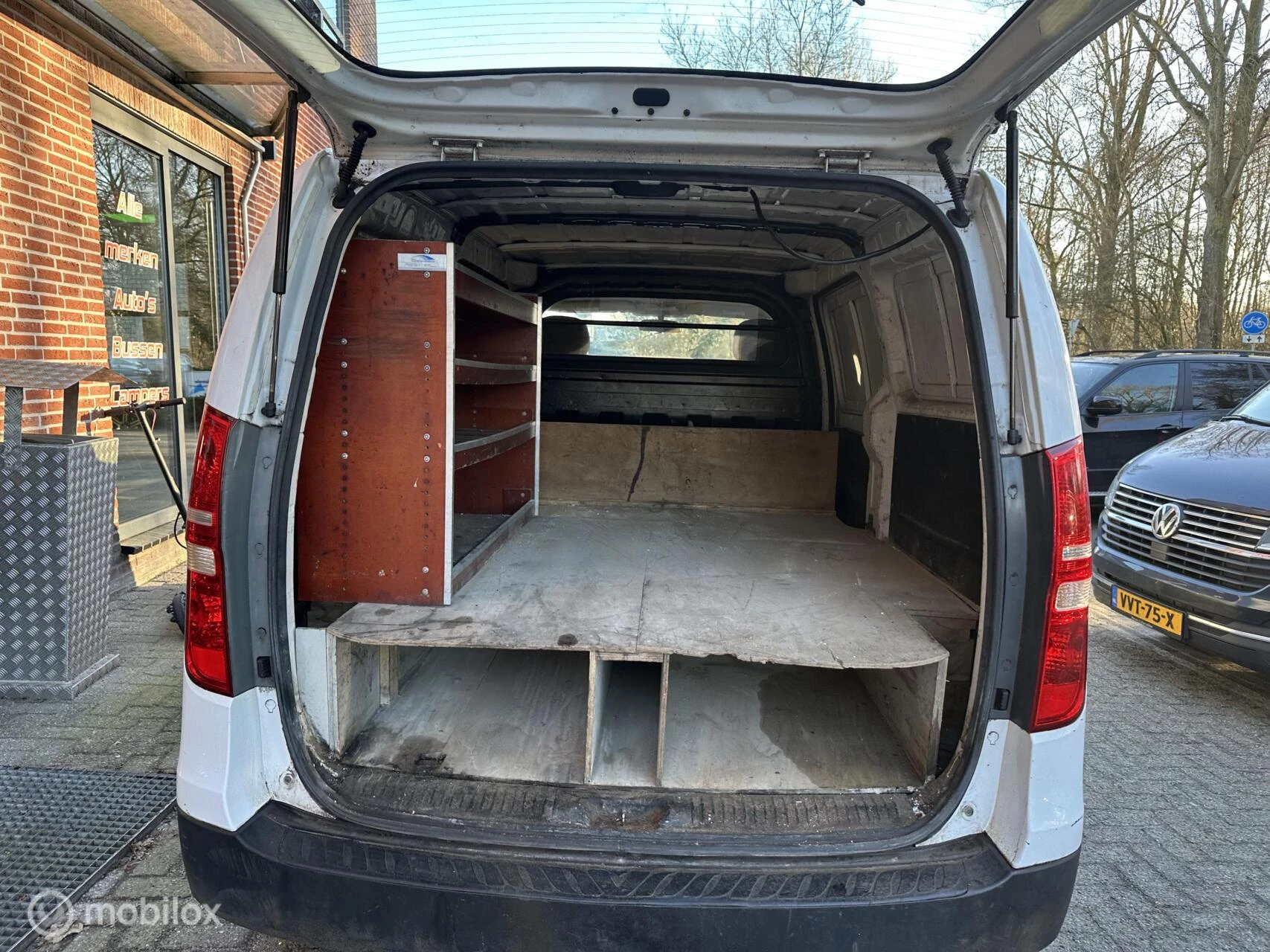 Hoofdafbeelding Hyundai H300