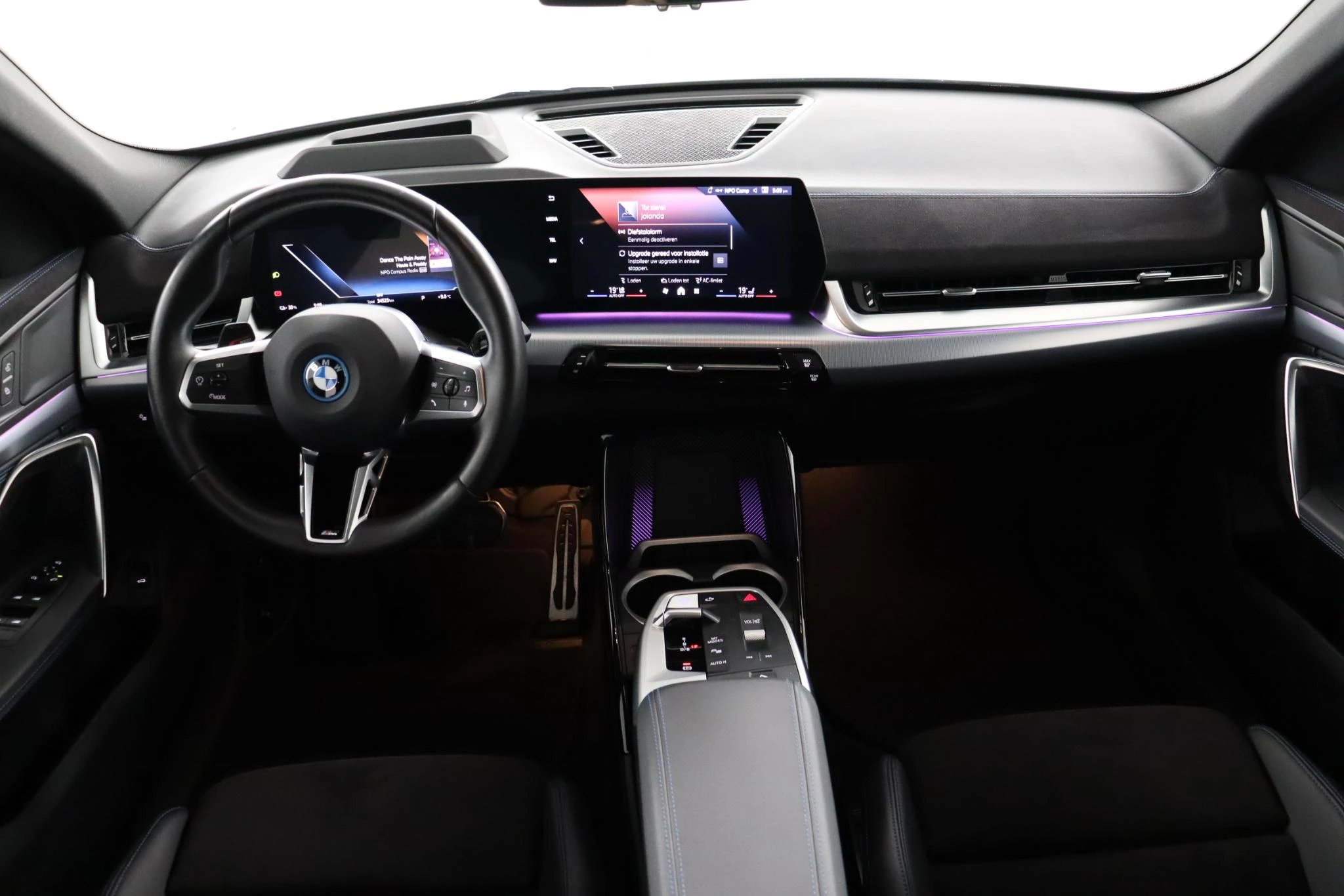 Hoofdafbeelding BMW iX2