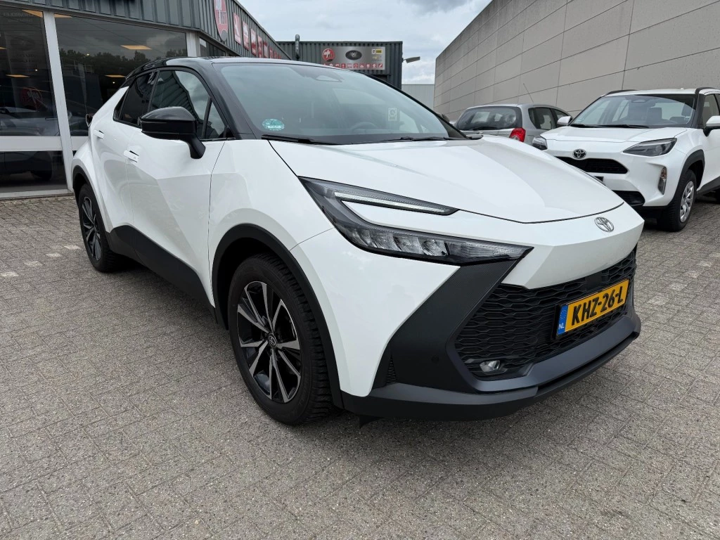 Hoofdafbeelding Toyota C-HR