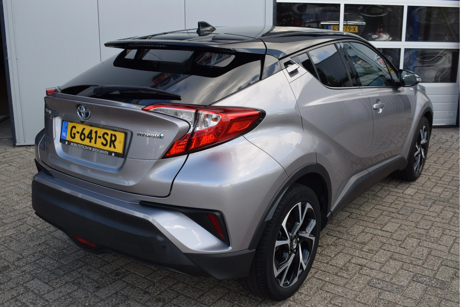 Hoofdafbeelding Toyota C-HR