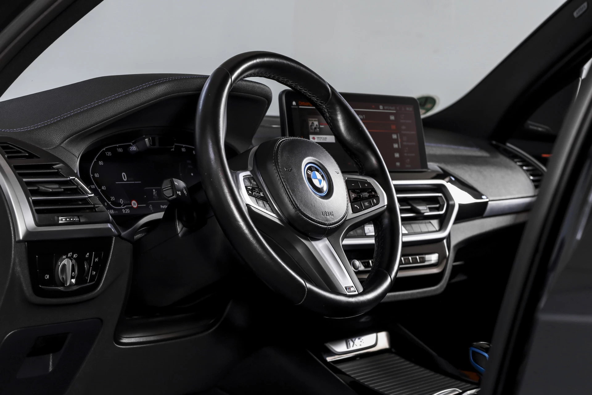 Hoofdafbeelding BMW iX3