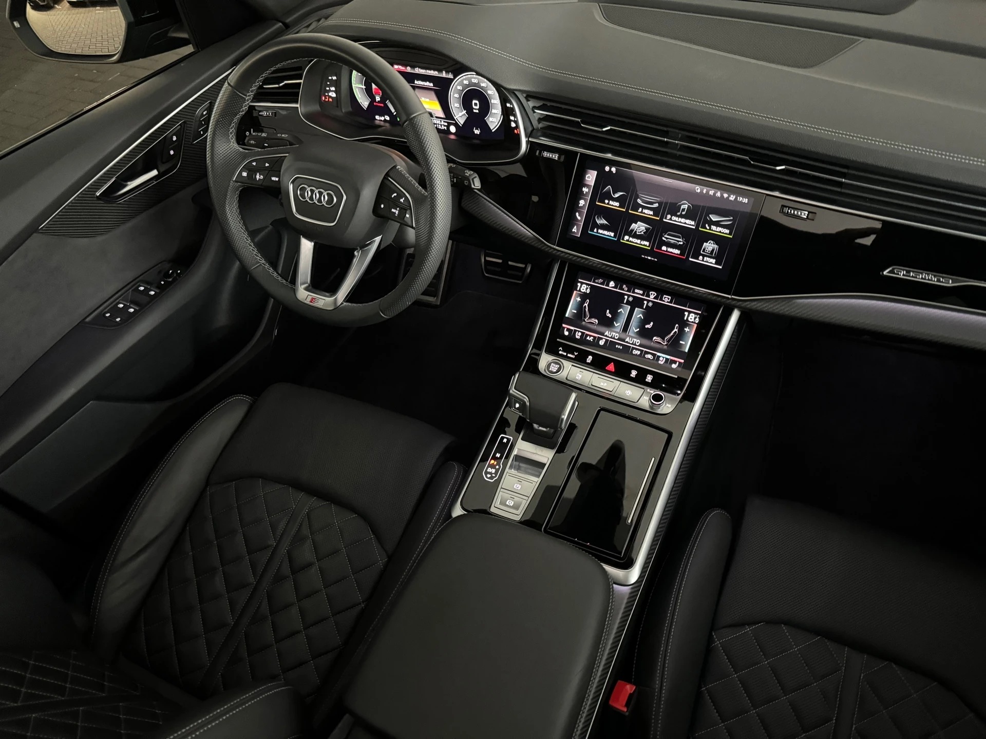 Hoofdafbeelding Audi Q8