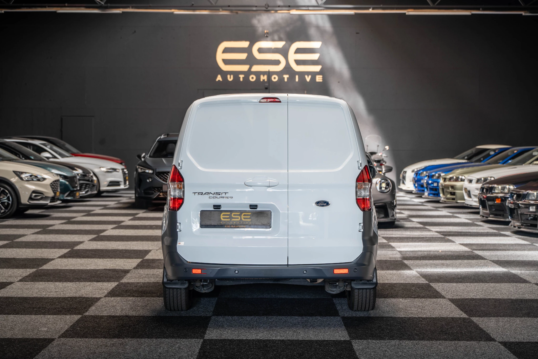 Hoofdafbeelding Ford Transit Courier