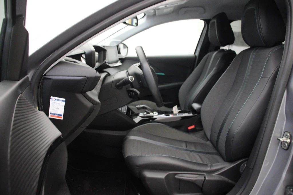 Hoofdafbeelding Peugeot e-208