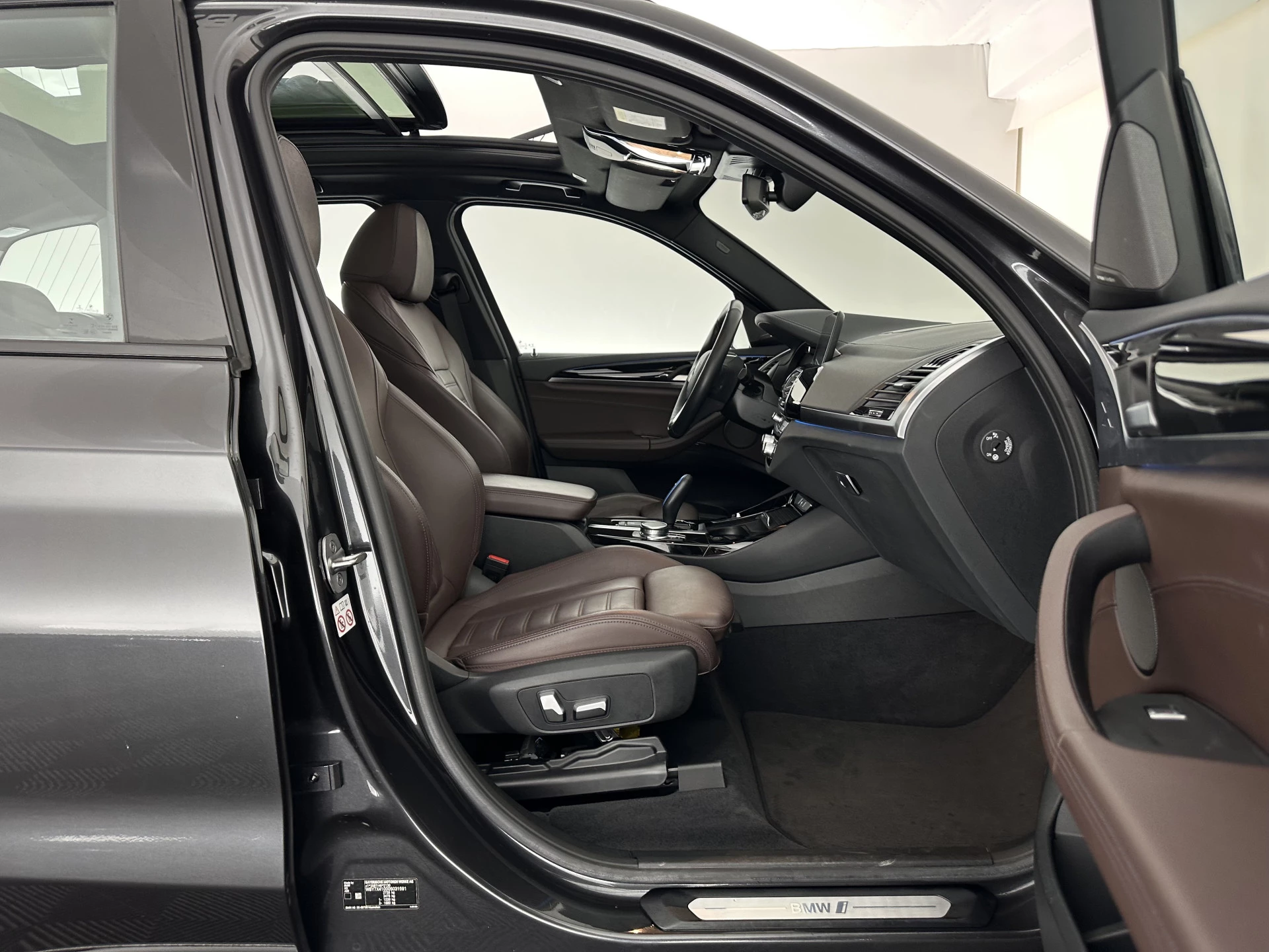 Hoofdafbeelding BMW iX3