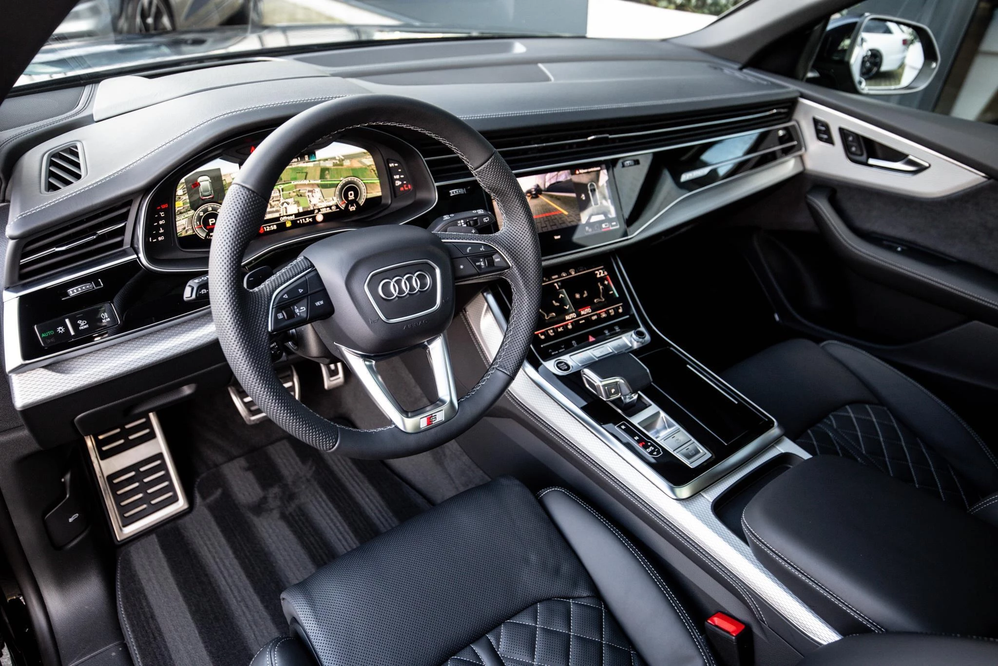 Hoofdafbeelding Audi Q8