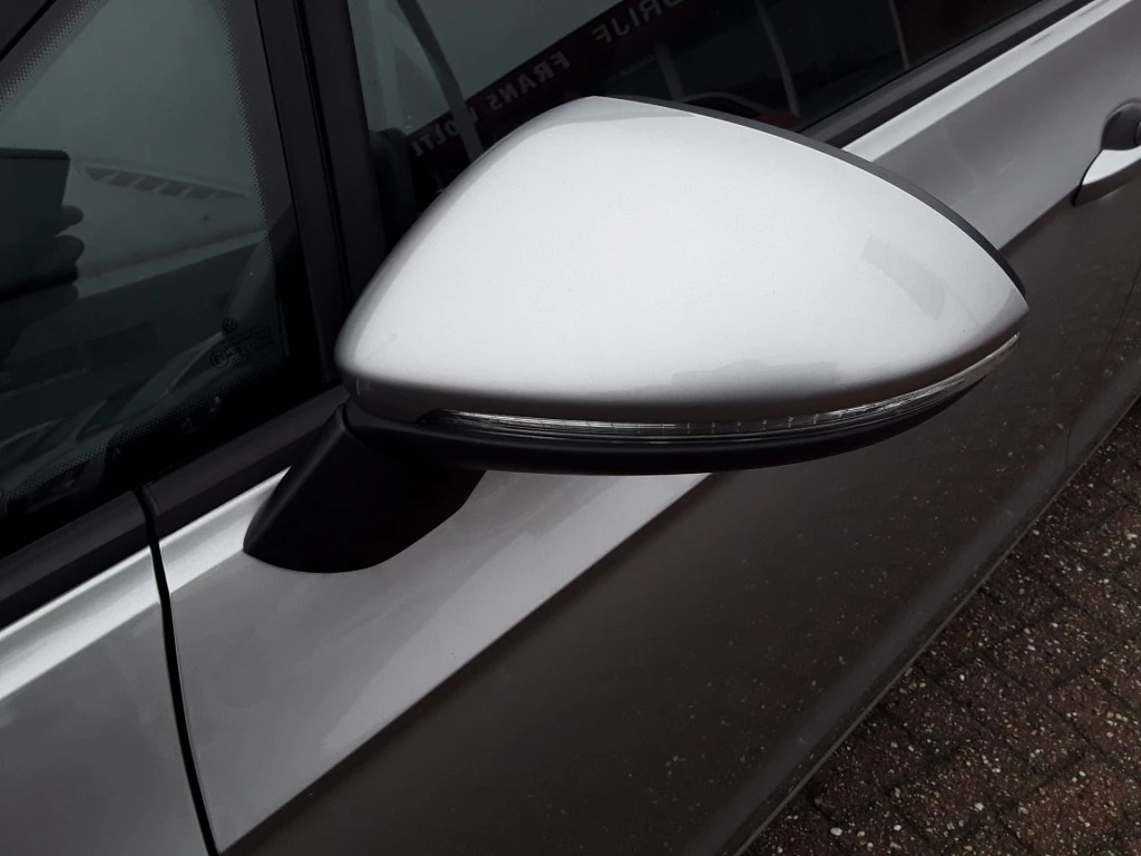 Hoofdafbeelding Volkswagen Golf Sportsvan