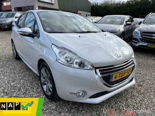 Peugeot 208 1.2 VTi Oxygo,Clima,Navi,5drs,P.sen.Trekhaak