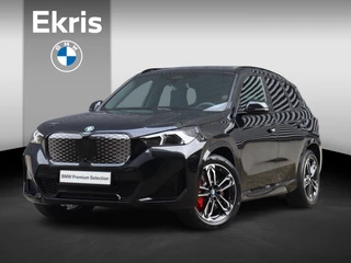 BMW iX1 eDrive20 | M Sportpakket Pro | Panodak | Head-Up | Trekhaak | Harman Kardon | Elektr. Stoelen | Parking Assistant Plus | Driving Assistant Plus | Comfort Access | 19'' LMV