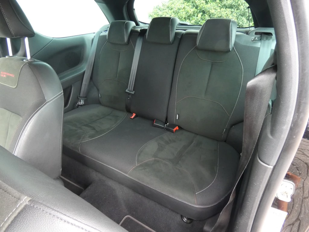 Hoofdafbeelding DS DS 3