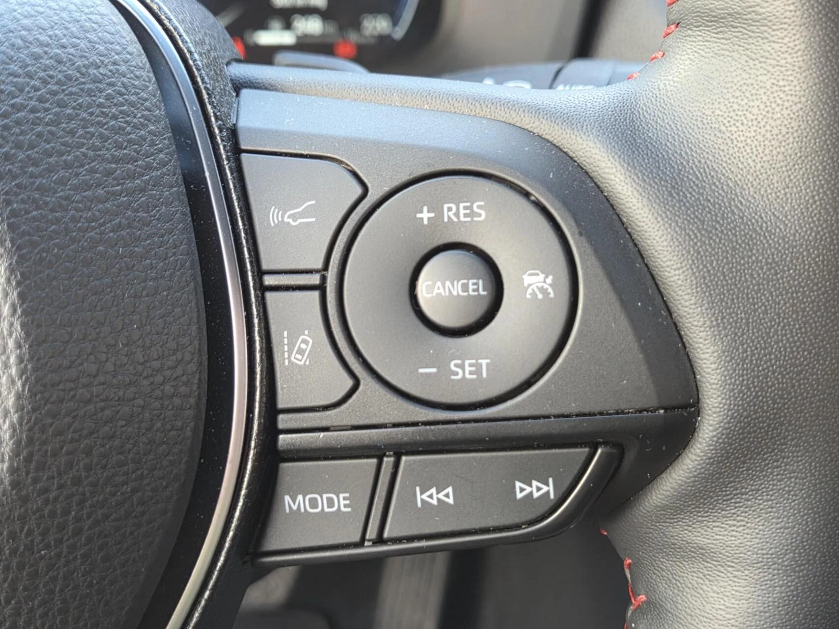 Hoofdafbeelding Suzuki Across