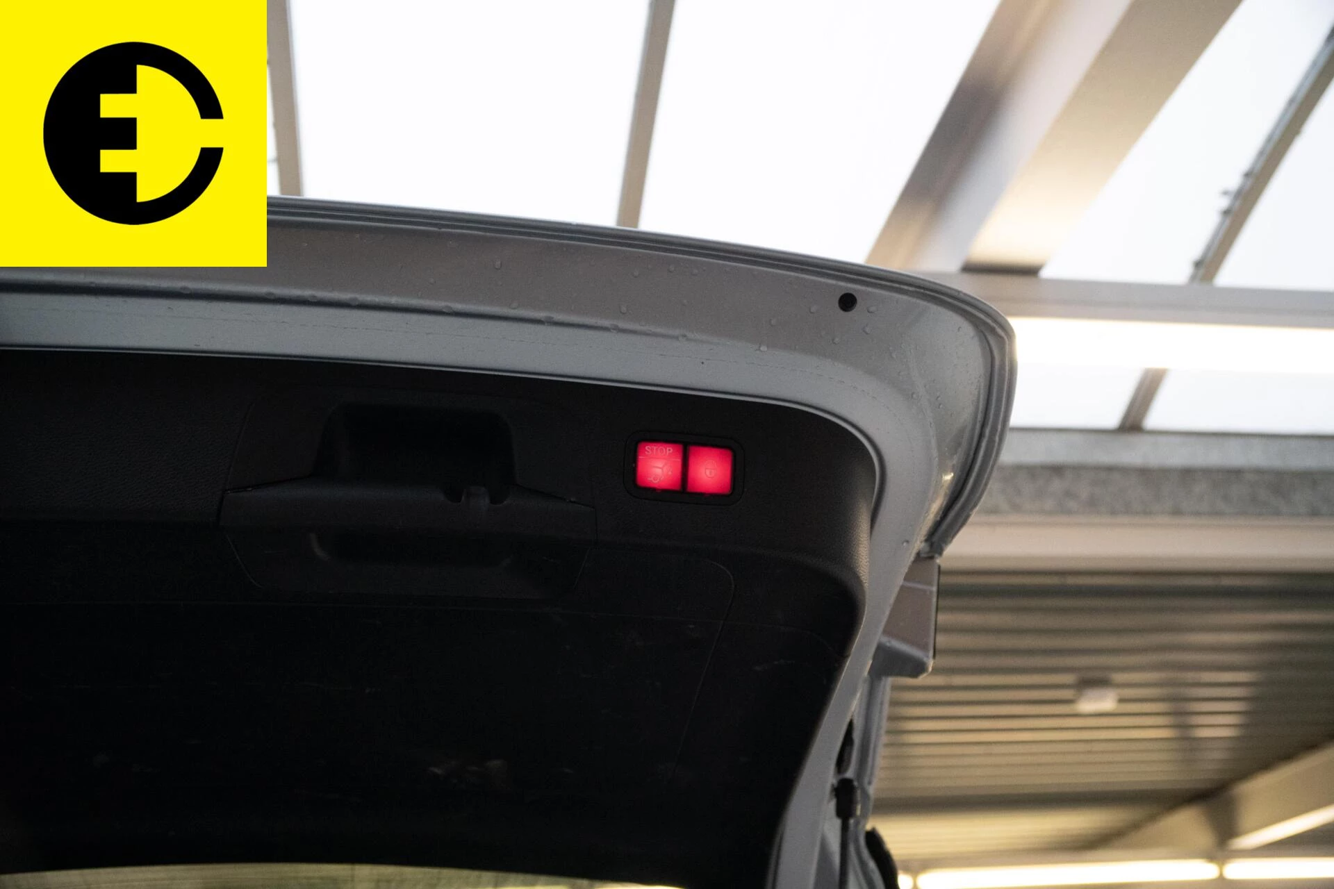 Hoofdafbeelding Mercedes-Benz EQC