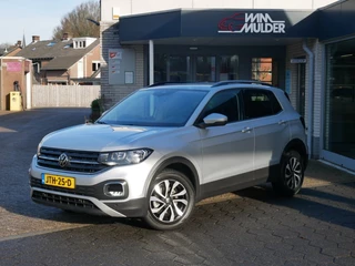 Hoofdafbeelding Volkswagen T-Cross Volkswagen T-Cross 1.0 TSI ACTIVE **Clima//Navi//LM **