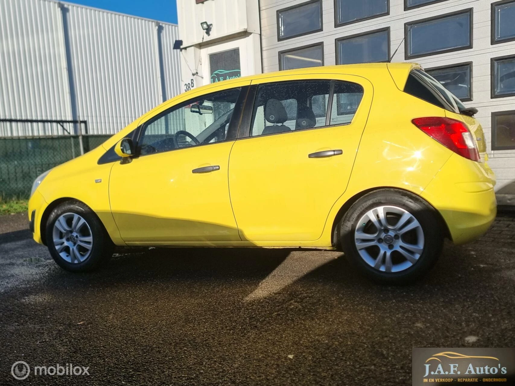 Hoofdafbeelding Opel Corsa
